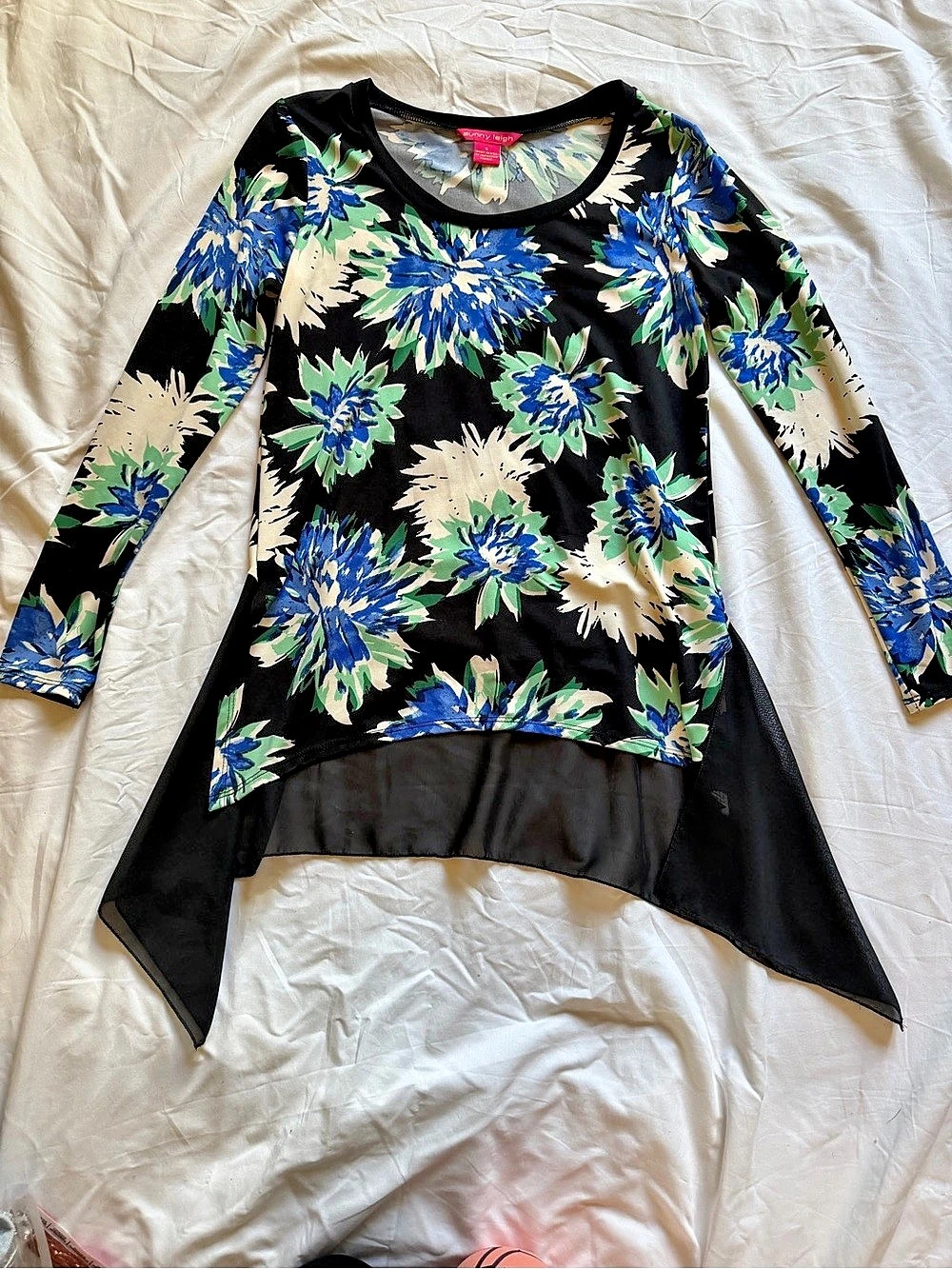 Sunny Leigh Floral Asymmetrical Tunic Size Small
